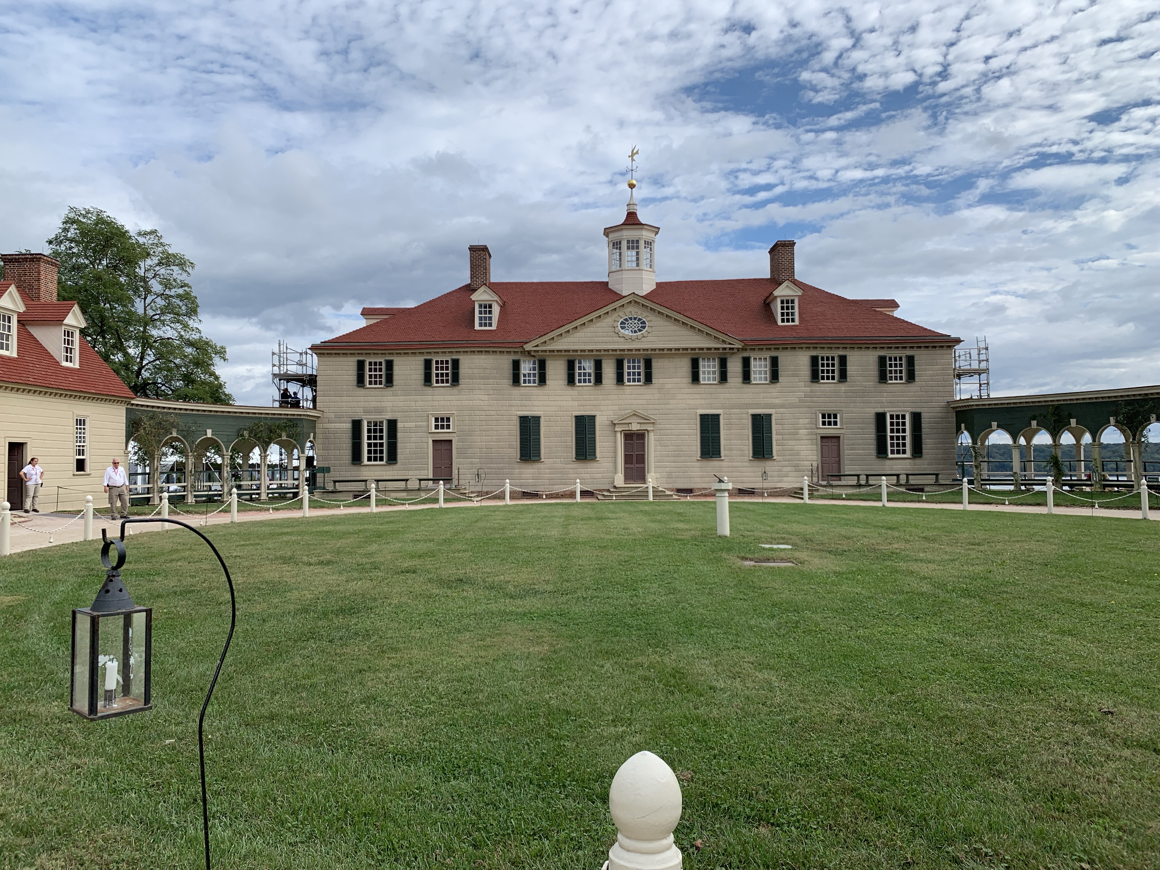 Historic and Massive Mount ⭐️ Vernon
